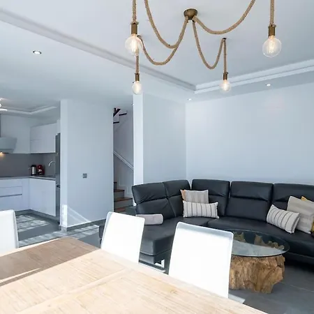 Вилла Sea La Vie By Buenavilla *