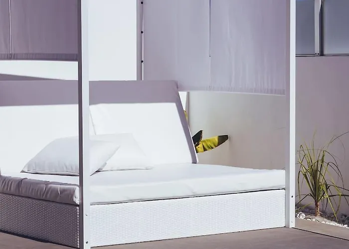 Sea La Vie By Buenavilla *