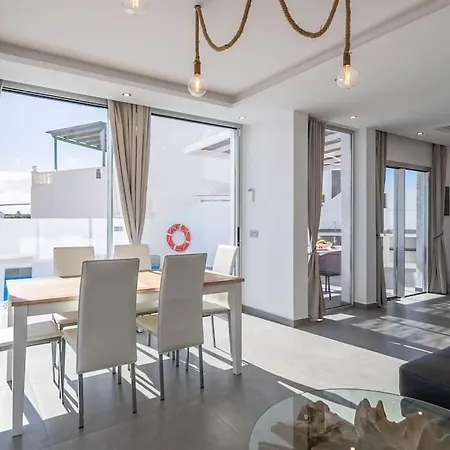 Sea La Vie By Buenavilla *