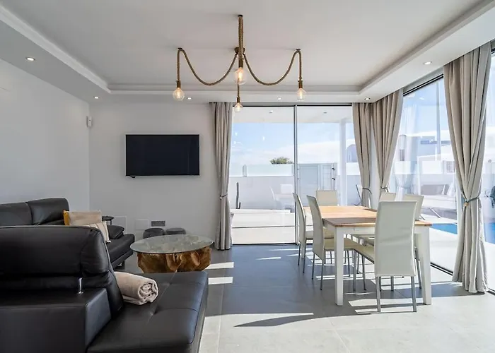 Sea La Vie By Buenavilla *